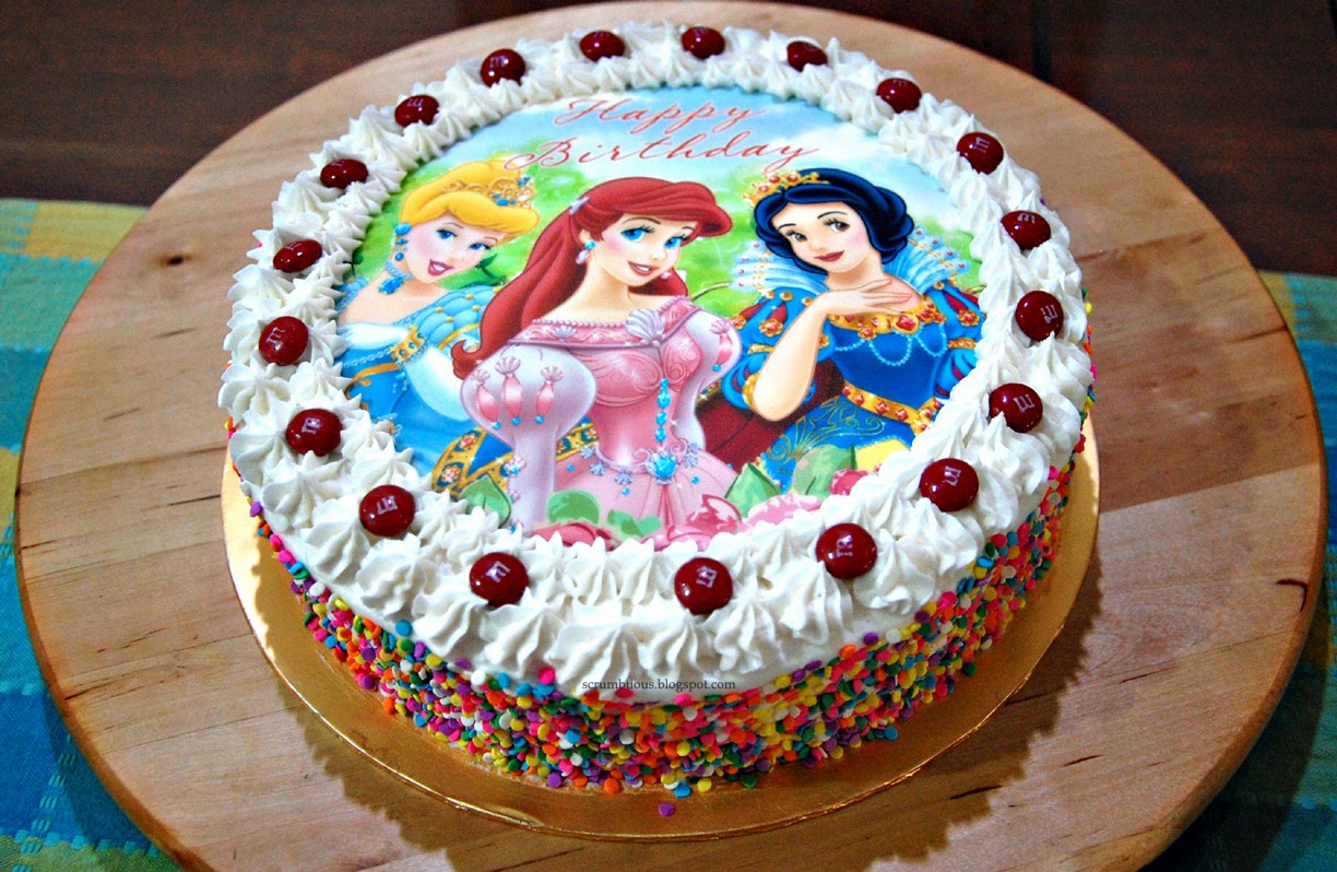 Вафельная картина. Торт девочка. Красивые торты для девочек. Вафельная картинка на торт. Украшение торта для девочки.