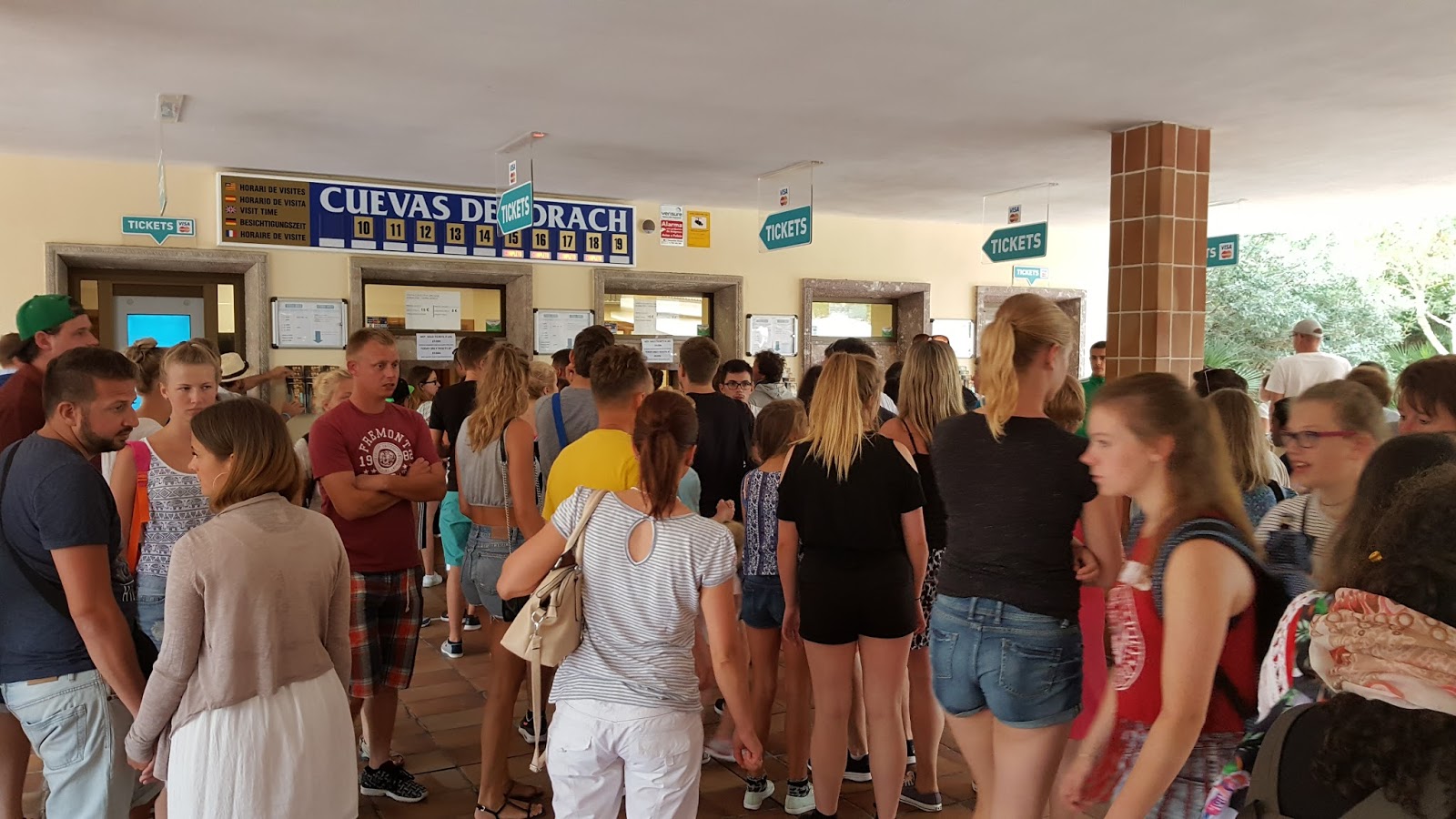 Mallorca, ada (İspanya) ya da Bilet için bir masal Mallorca, ada (İspanya) ya da Bilet için bir masal
