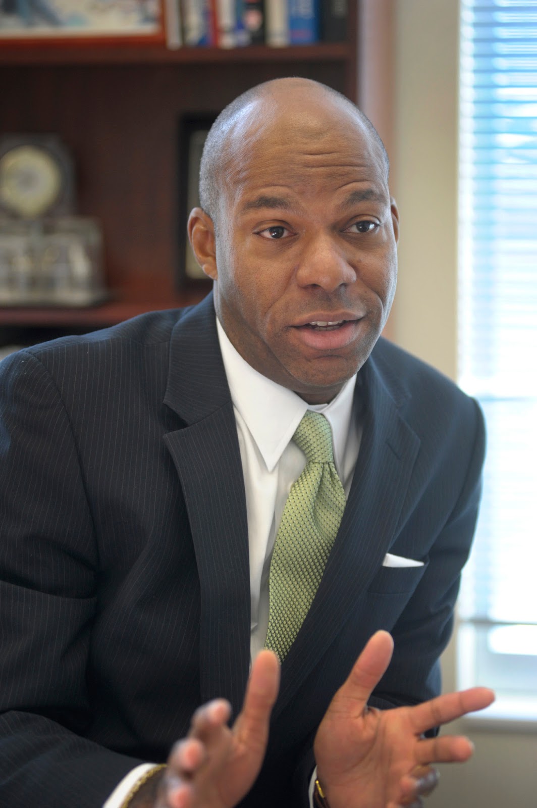 Charles R. Dickerson on Living Your Best Life with Genma Holmes Genma Speaks