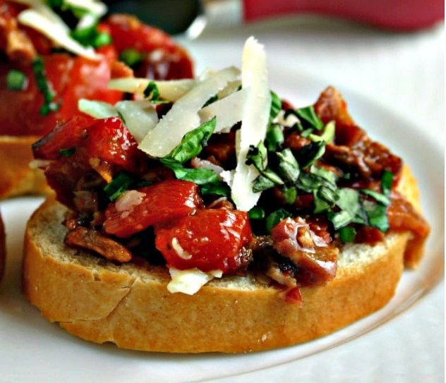 Roasted Red PepperBacon Bruschetta Foodandcake789