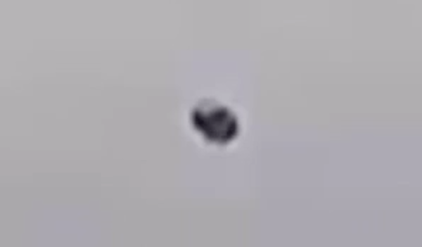 UFO News - Giant UFO Over Cleveland, Ohio plus MORE Cleveland%252C%2BUFO%252C%2BUFOs%252C%2Bsighting%252C%2Bsigthtings%252C%2Balien%252C%2Baliens%252C%2Bspace%252C%2Bnews%252C%2Btech%252C%2Bworld%252C%2Bmoon%252C%2Bgoogle%252C%2Bbase%252C%2Bbuildings%252C%2Bstructures%252C%2BW563