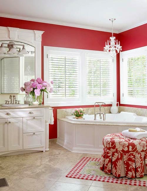 Red Bathroom Decoration