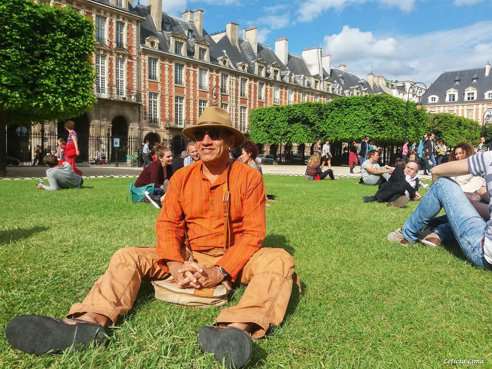 PRAÇA DA BASTILHA - PARIS