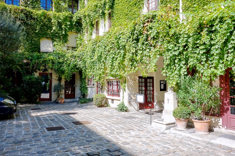 Paris Cour du BelAir, légende cocasse pour une cour artisanale du XVIIème siècle XIIème