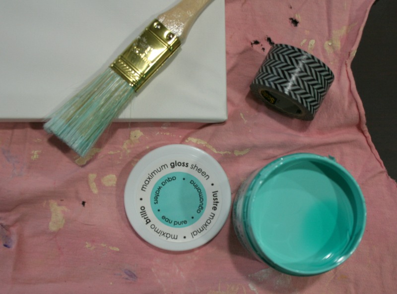 Real Girl's Realm: DIY Monogrammed Canvas Wall Art