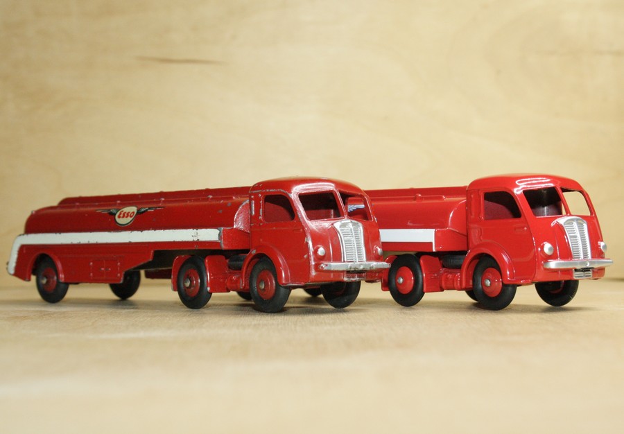 Semi-remorque Citerne Panhard Zuvic Les Routiers N°1 – 1957 – Échelle 1/125 – Occasion