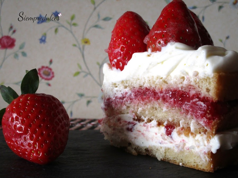 Tarta de fresones y mascarpone (Siempredulces)