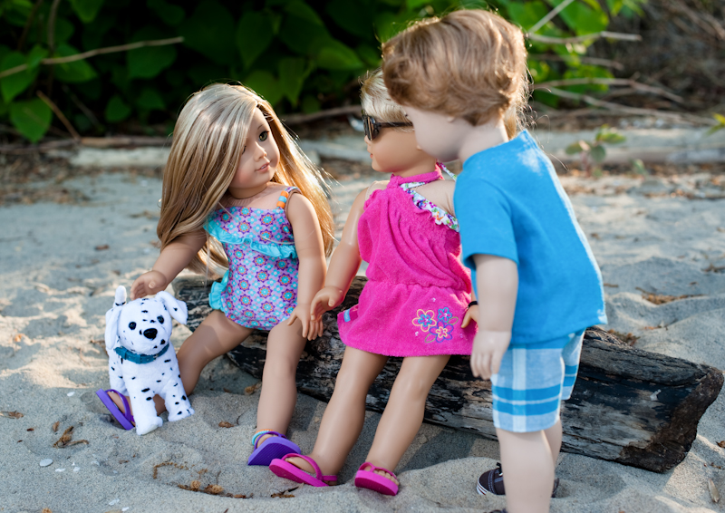 Our American Girl doll adventures - Follow our 18 inch doll diaries at our American Girl Doll House. Visit our 18 inch dolls dollhouse!