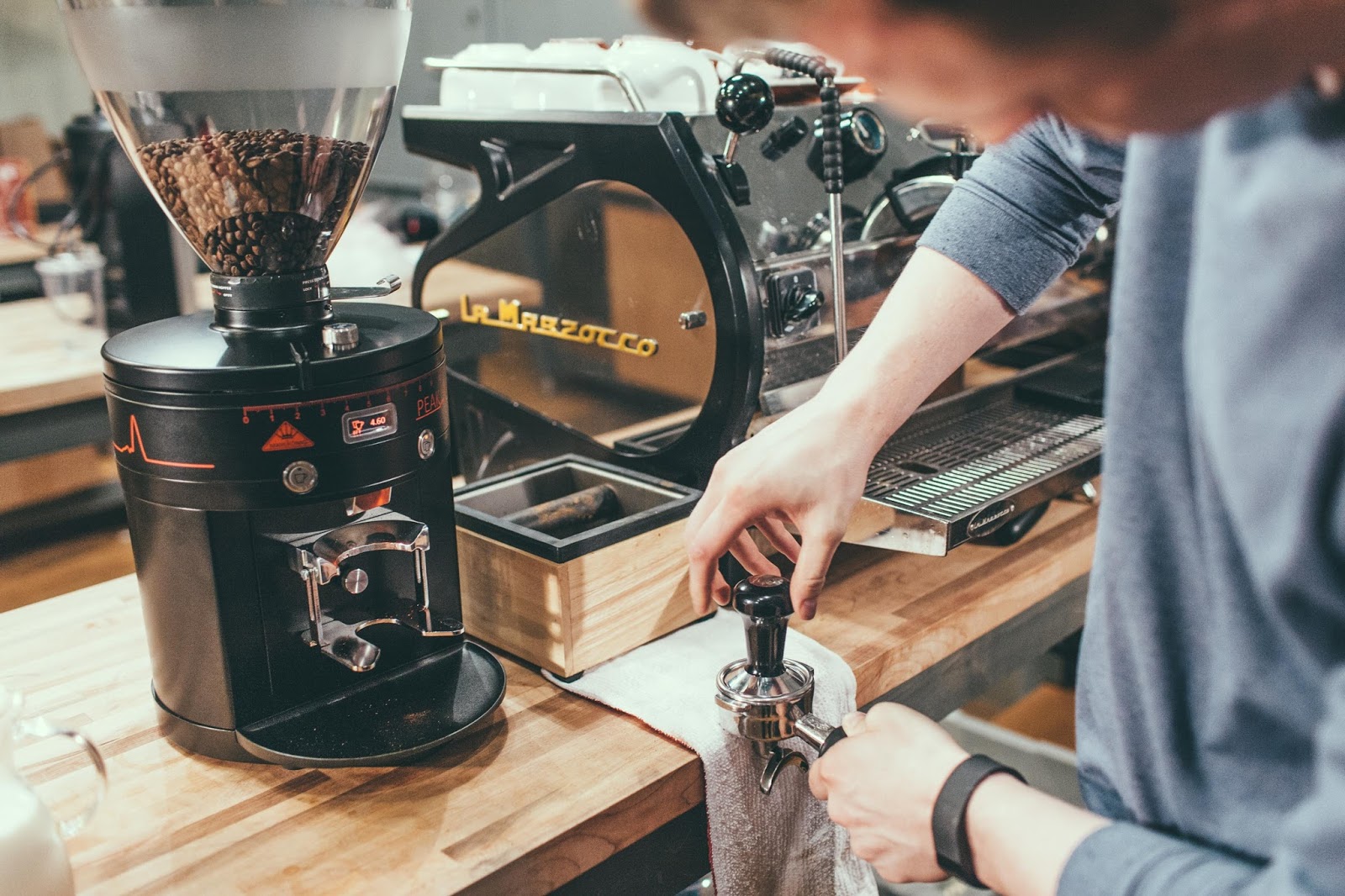 Coffee grinder кофемолка. кофемолка nuova simonelli mdx on demand black. кофемолка anfim milano. кофемолка fiorenzato f64 evo. кофемолка профессиональная wpm zd-18.