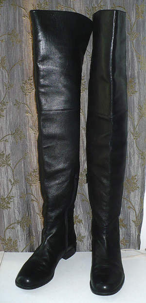 eBay Leather: A tale of two Weitzman