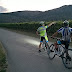 Scoprire l′Abruzzo in bicicletta: pedalata notturna sulla Valle del Tirino