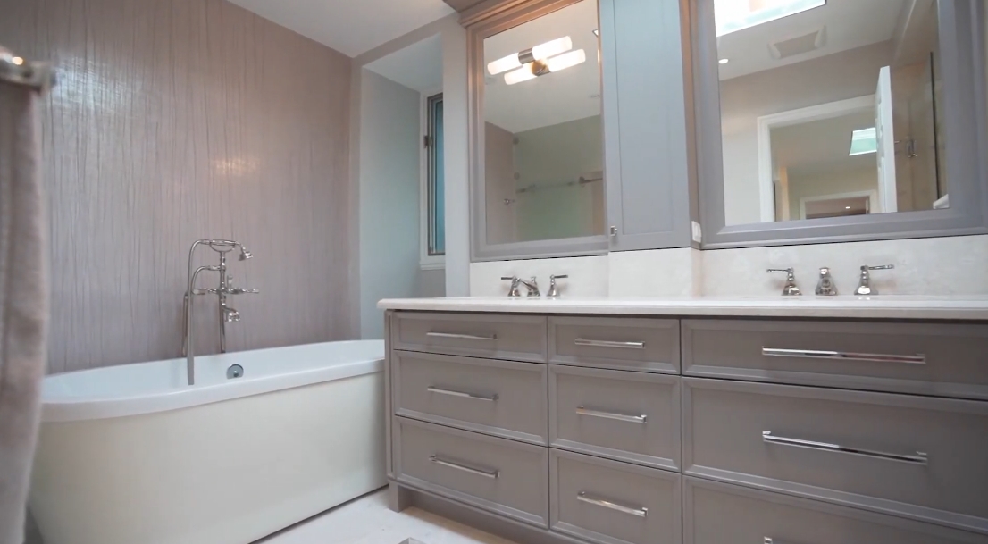 Tour 35 Marlborough Ave, Toronto vs. 26 Interior Design Photos