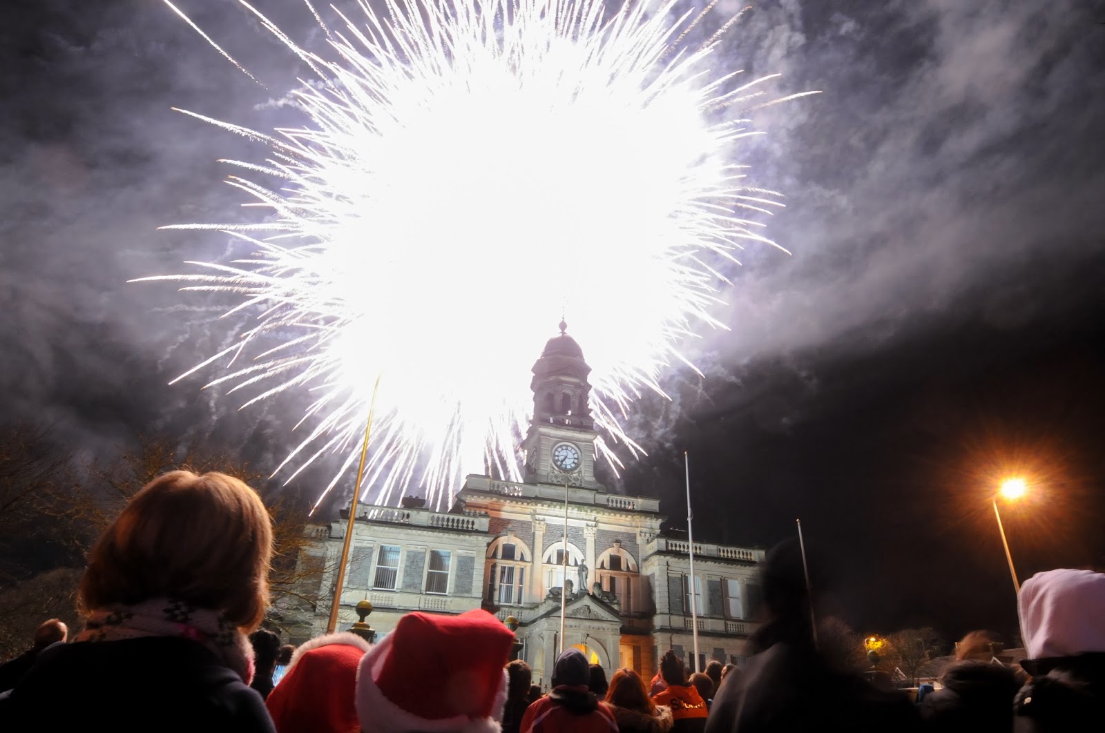 Discover Carmarthenshire LLANELLI CHRISTMAS CARNIVAL this FRIDAY 22nd NOVEMBER!!!