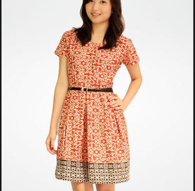 Dress batik sebatas lutut untuk ke kantor dengan suasana semi-formal Dress batik sebatas lutut untuk ke kantor dengan suasana semi-formal