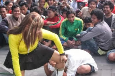 Gambar Bogel Cewek tayang tetek   Melayu Boleh.Com