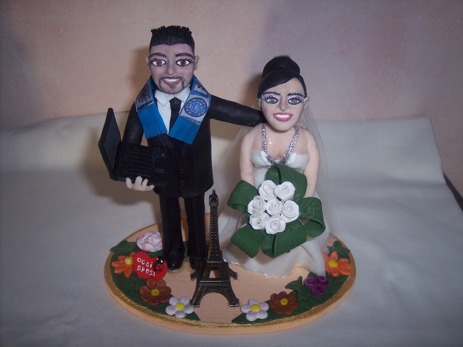 I Cake Toppers Artigianali... CAKE TOPPER DI ADELAIDE E STEFANO N°7