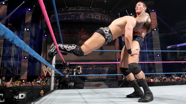 Wwe smackdown 19. Wwe roman reigns. дрю макинтайр wwe raw 16. 01 2024. джей усо wwe.