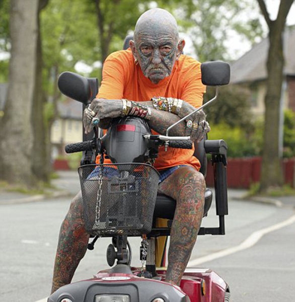 COOL PICTURE: The oldest man with the most tattoos on his body