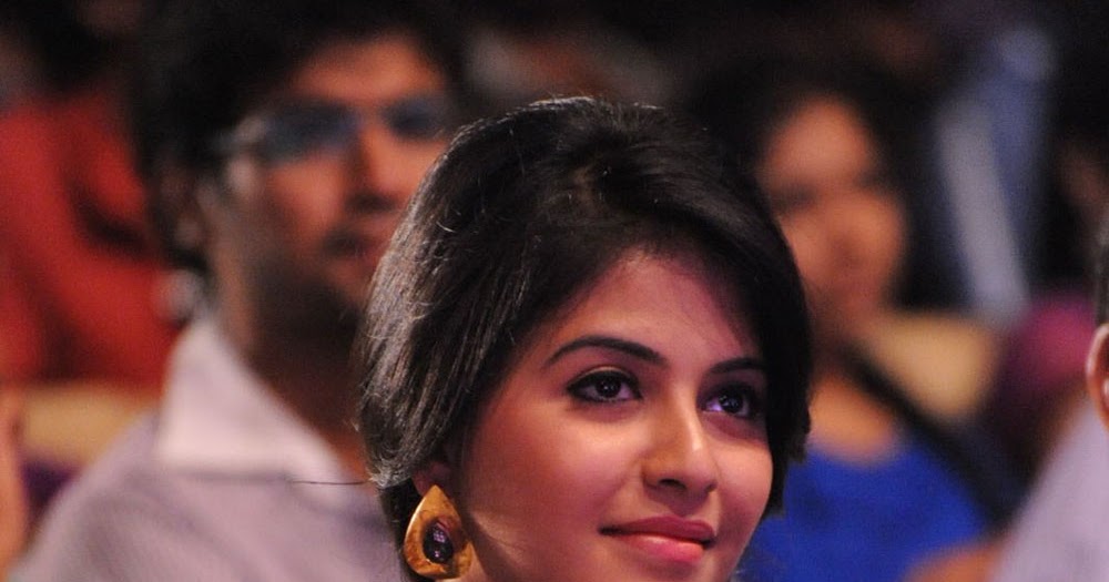 Tamil Actress Latest Anjali Stills At Balupu Audio Launch ~ Latest Movies Stills