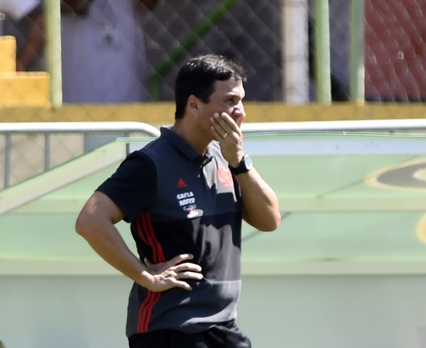 Oficial: Flamengo, despedido Zé Ricardo