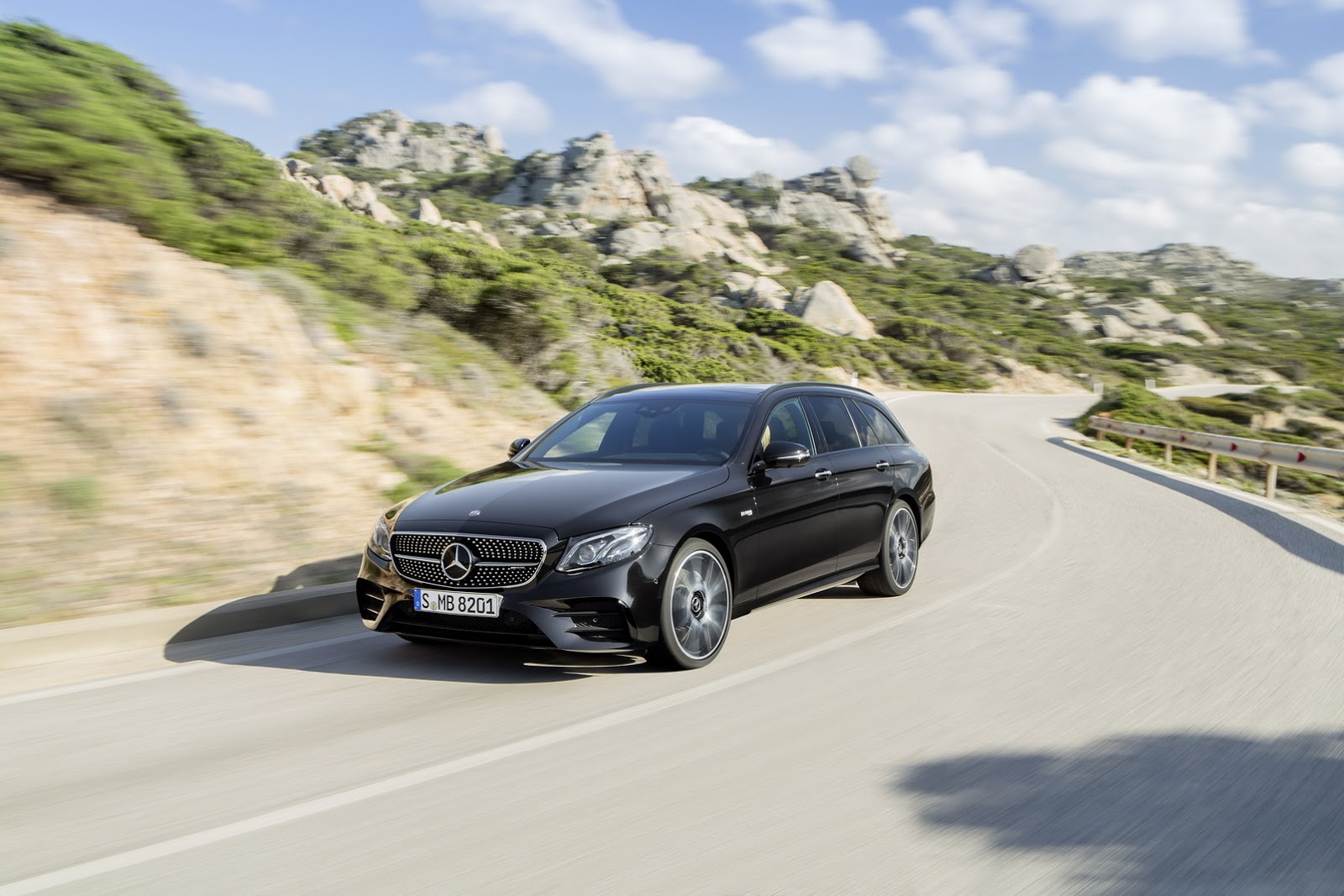Mercedes-AMG-E43-Estate-3.jpg