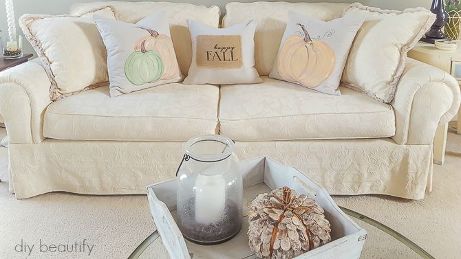 Simple fall decorating during a busy season of life | diy beautify