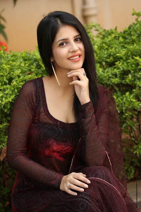 Kashish Vohra at Sapthagiri LLB success meet