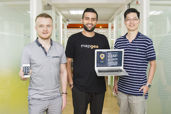圖說明 從左至右為Mapgea後端設計師Andrzej Miller,創辦人Hamoun Karami,前端設計師YiKai Lin