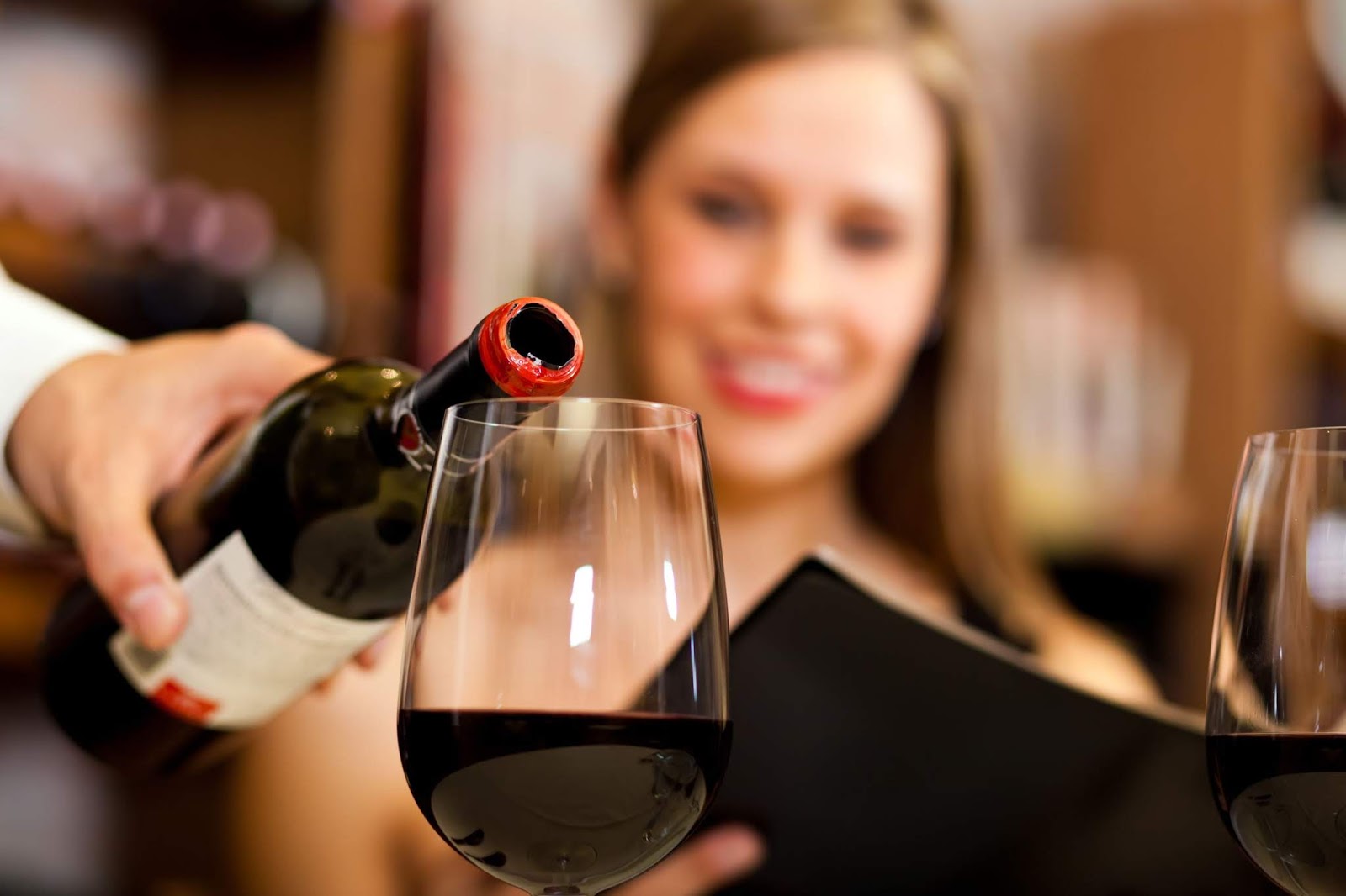 ¿Perder hasta seis kilos tomando Vino?