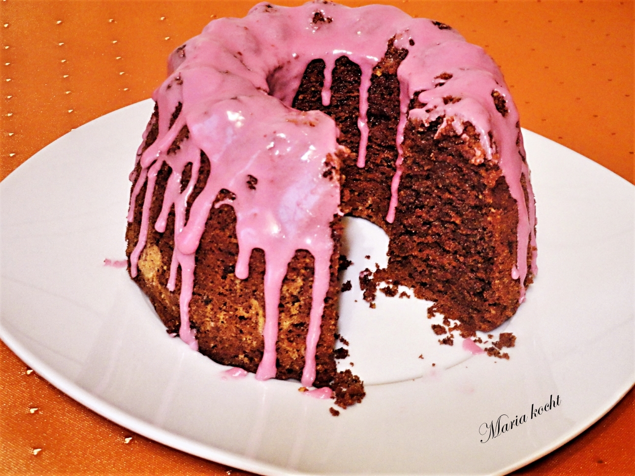 Maria kocht: Rotwein Gugelhupf / Vörösboros kuglóf Maria kocht: Rotwein Gugelhupf / Vörösboros kuglóf