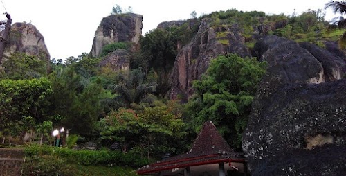 Paket Wisata Jogja 3 Hari Gunung Purba - Goa Pindul - Borobudur + Lava Tour Merapi Tour