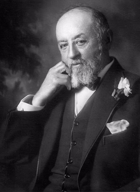 Nathan Straus and the Milk Stations That Saved the Lives of New York