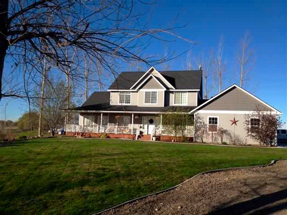 new plymouth farm house