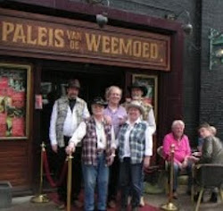 Amigos optreden in Het Paleis van de Weemoed, met Jan Willem