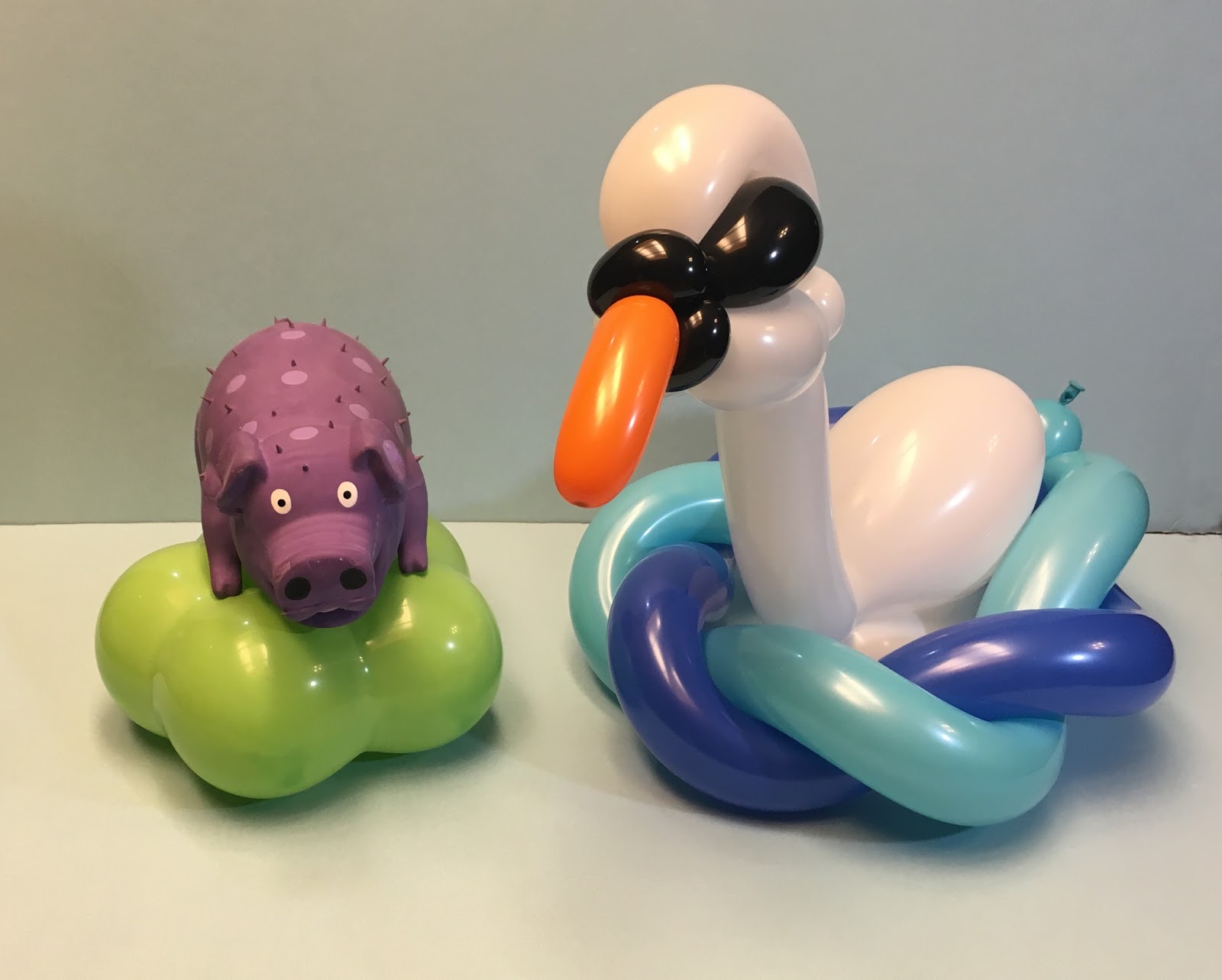 daily-purple-pig-february-23-swan-flamingo