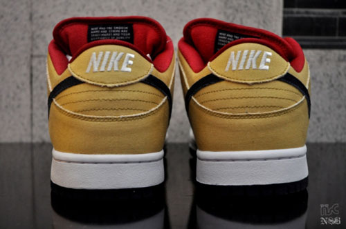 SoleSurvivor Detroit: Nike SB Dunk Low âGold Dustâ