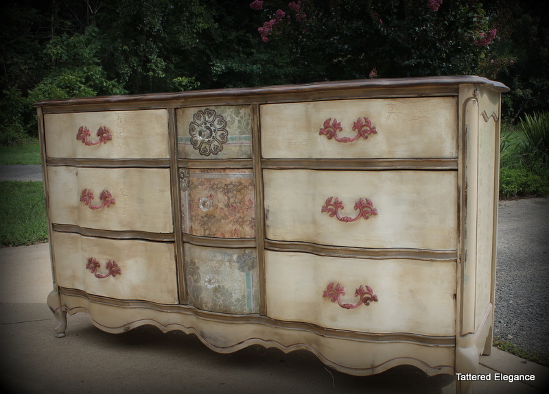 Tattered Elegance 9 Drawer French Provincial Dresser