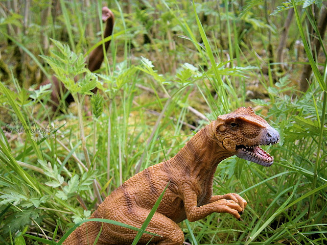 looks so real dinosaur toy