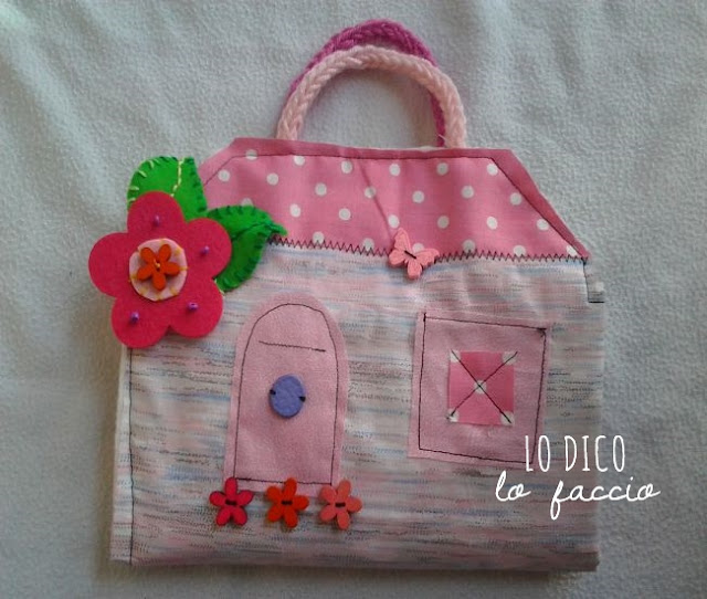 Quiet book a casetta, solo per bambine trendy