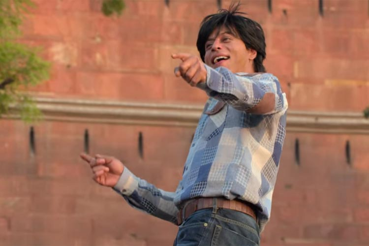 'Fan' trailer Shah Rukh Khan outperforms himself as an unpredictable fan Gaurav Chanana