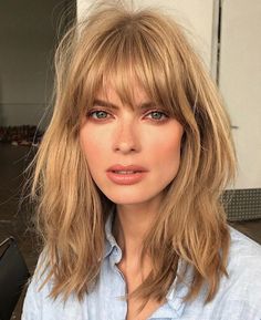 2018 The Year Of The Curtain Fringe