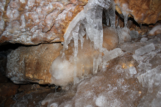 Buzluk Mağarası, Elazığ, Harput ile ilgili aramalar elazığ buzluk mağarası efsanesi  buzluk mağarası hakkında kısa bilgi  buzluk mağarası sinop  buzluk mağarasındaki not defteri  elazığ deve mağarası  elazığ buzluk mağarası hakkında kısa bilgi  elazığ buzluk mağarası tesisleri  elazığ gezilecek yerler