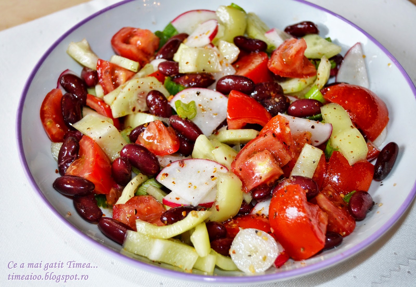 Salata de cruditati cu fasole boabe