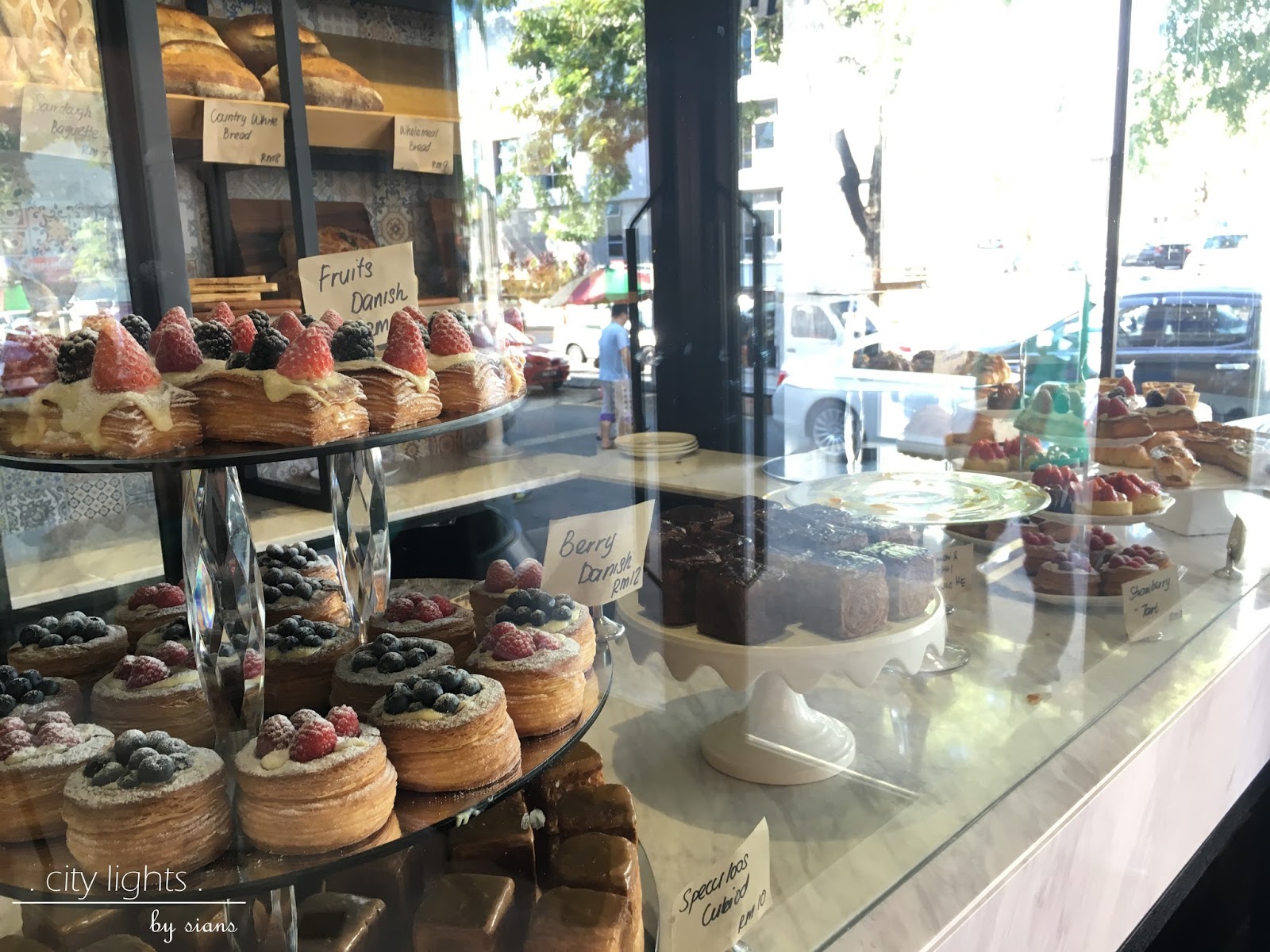 dotty's pastries & coffee, ttdi city lights