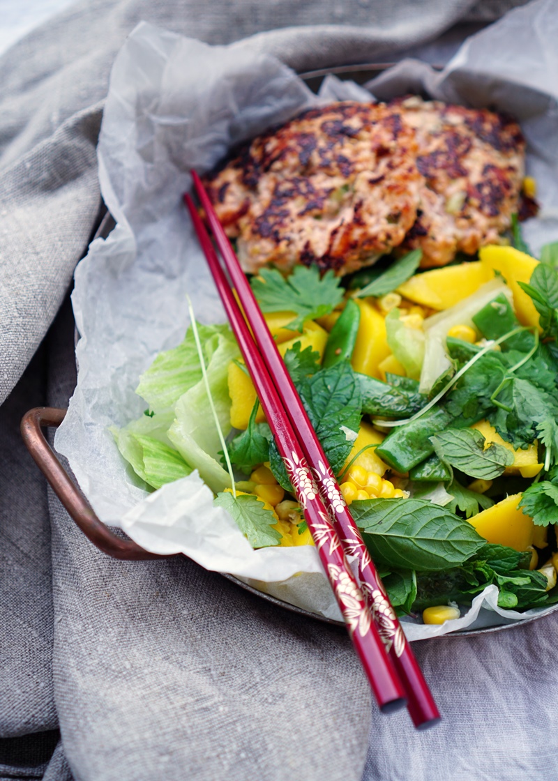 Lumo Lifestyle Aasialaiset lohipihvit Asian salmon patties