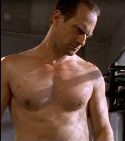 MUSCULAR & HAIRY MEN