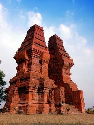 HISTORY MY COUNTRY: History Majapahit