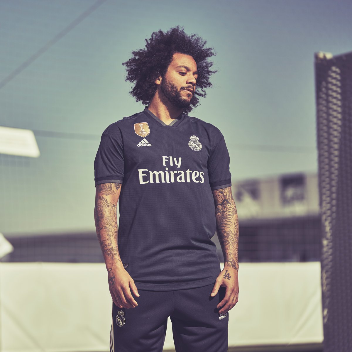 adidas Real Madrid 2018-2019 Away Jersey - Pink/White - Soccerium