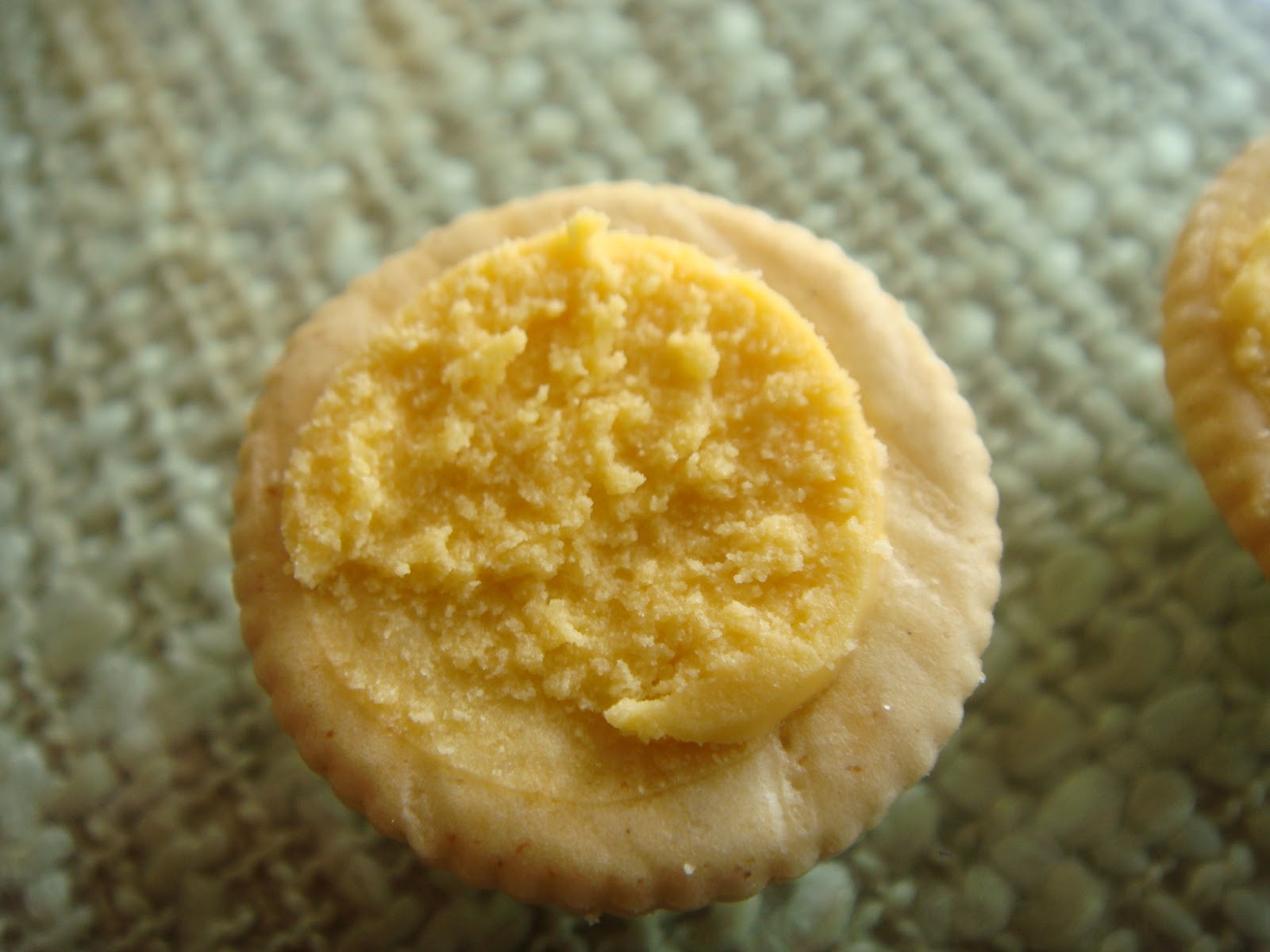 jensblogawog REVIEW Trader Joe's Organic Mini Cheese Sandwich Crackers