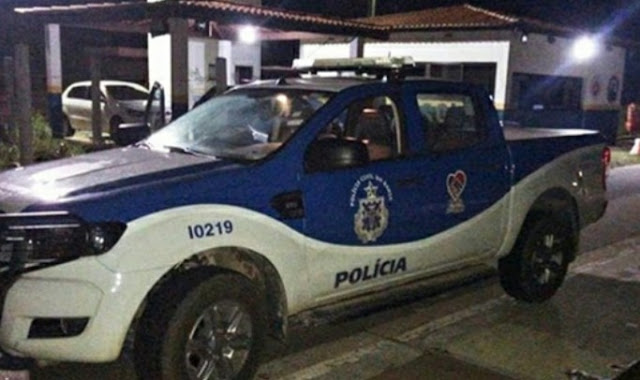 Homem foge de delegacia e viaja até Salvador com viatura furtada